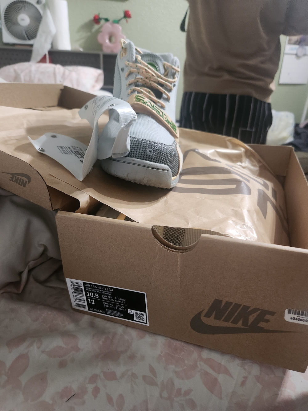 Nike Cactus Jack Air Trainer 1 Travis Scott Low Top Lace Up Gray DR7515-001 - Picture 3 of 4